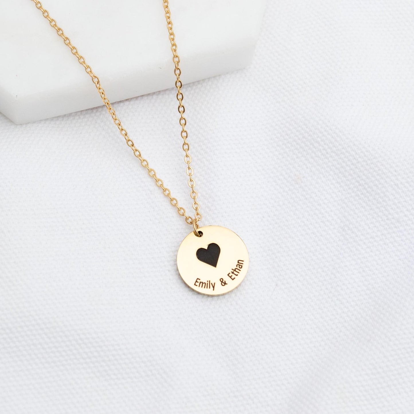 14k Personalized Gold Heart Necklace, Valentines Day Gift, Custom Name Necklace, Gift Ideas for Women