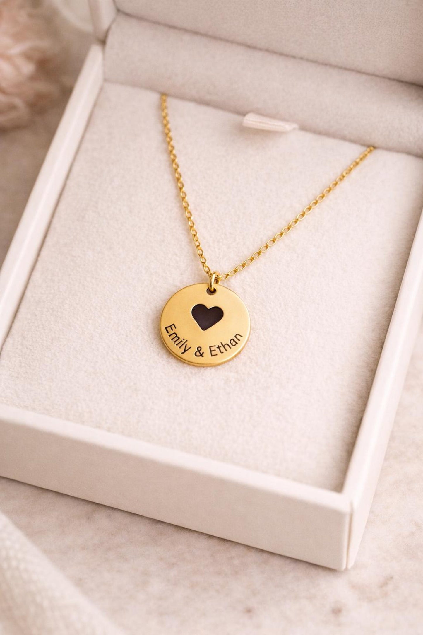 14k Personalized Gold Heart Necklace, Valentines Day Gift, Custom Name Necklace, Gift Ideas for Women