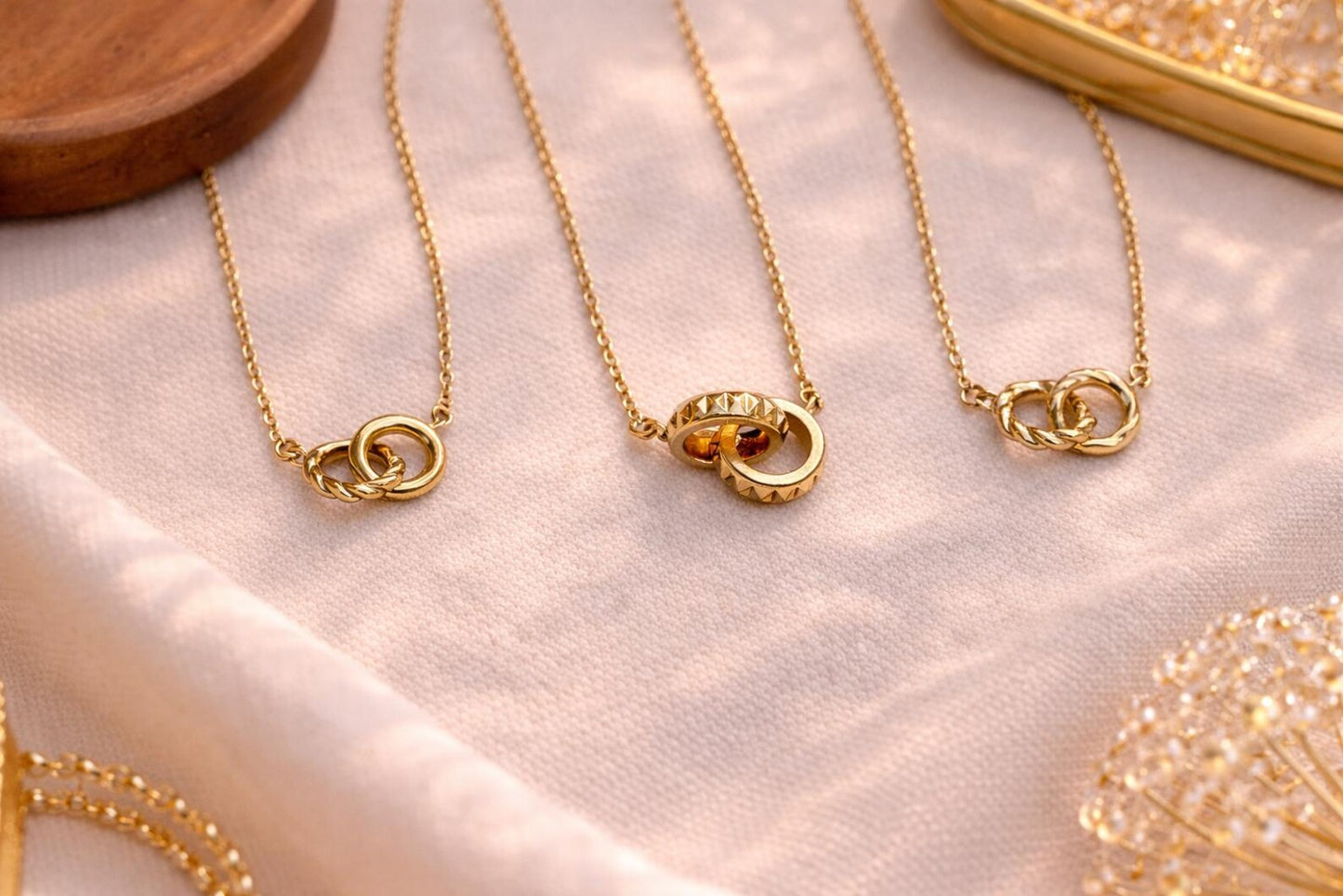 Gold Interlocking Circle Necklace, Minimalist Gold Jewelry, Knot Necklace